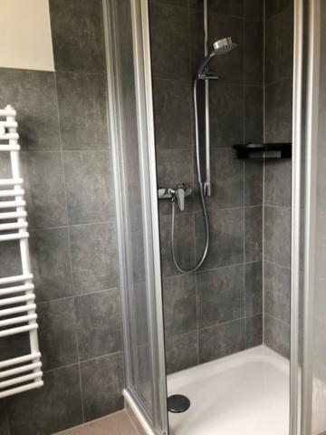 Die Graefin Auf Ruegen - Ferienappartements Parchtitz Exterior foto