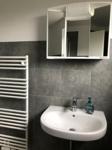 Die Graefin Auf Ruegen - Ferienappartements Parchtitz Exterior foto
